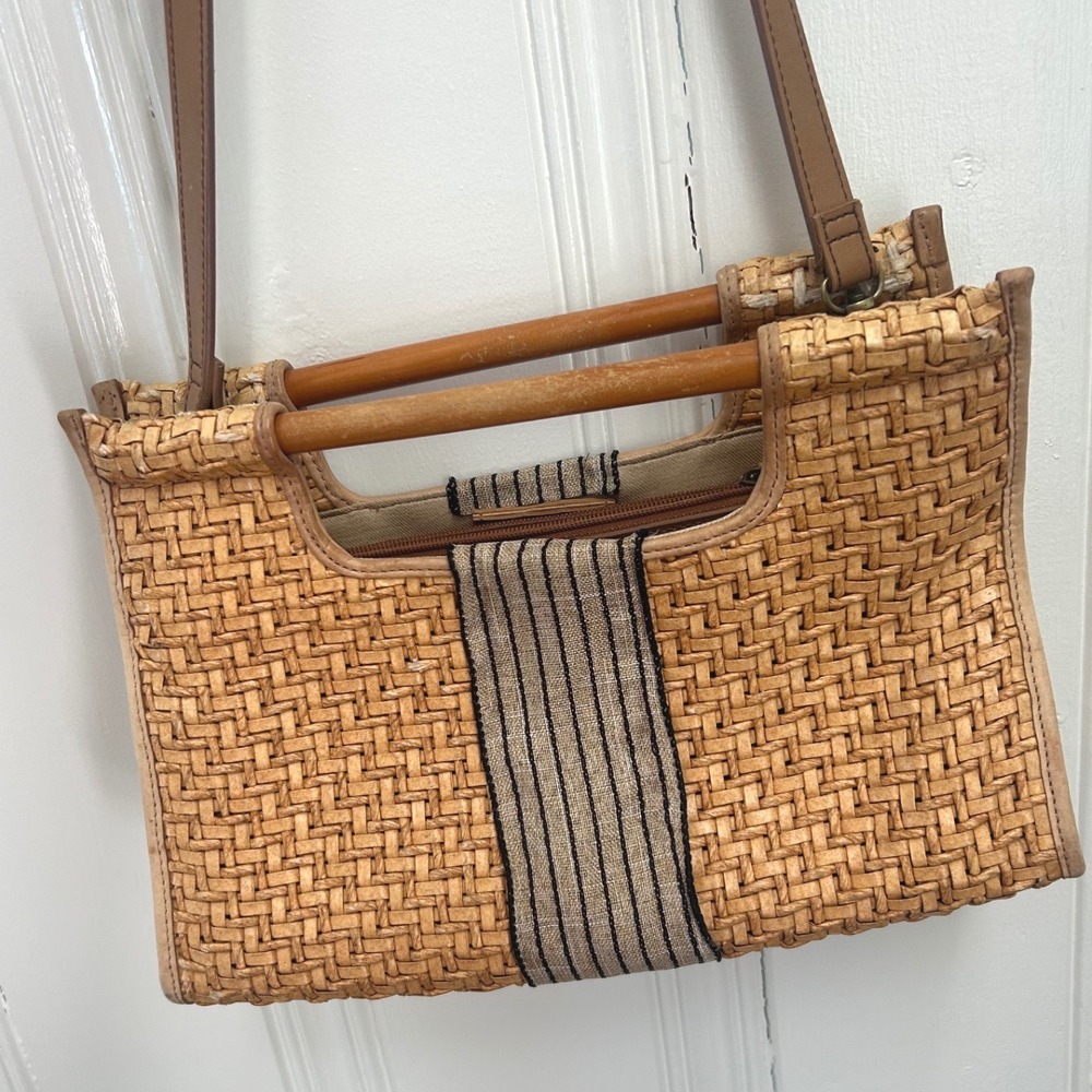 Vintage Fossil Woven Straw Handbag Tan Wood Handle Crossbody Striped Boho 75082 - Picture 7 of 7